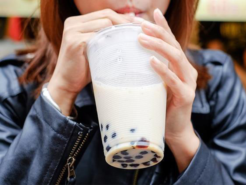 Tháng sau có nên uống trà sữa không? 4 tác hại khó lường